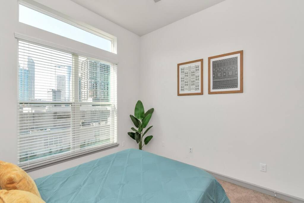 Penthouse Cool-Oasis-In-Houston-Rental Car Available-View-Great-Sleep المظهر الخارجي الصورة