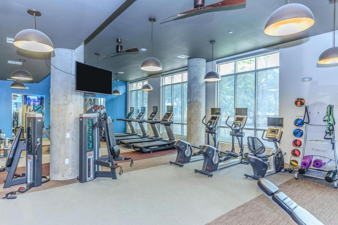 Penthouse Cool-Oasis-In-Houston-Rental Car Available-View-Great-Sleep المظهر الخارجي الصورة